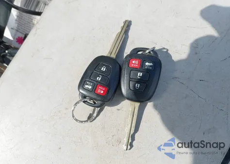 2015 Toyota Corolla S/S Plus/S Premium z USA, uszkodzony, nr VIN 5YFBURHE6FP314669